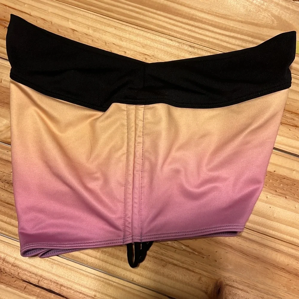 PINK ACTIVE Shortie  size Med. - Picture 3 of 6